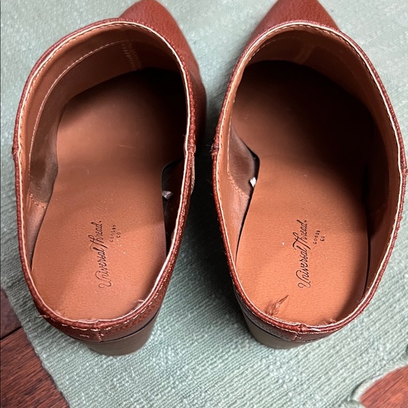 Universal Thread Block Heel Mules - Picture 5 of 6